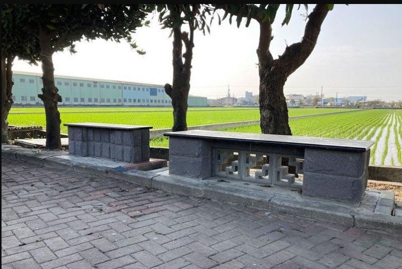 預鑄石桌石椅與水泥台階完整指南｜耐用、美觀又環保的景觀設計首選