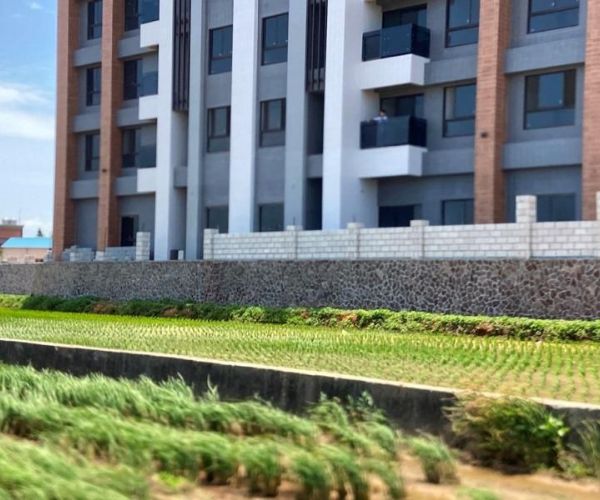 仿岩藝術圍牆好流行！結合質感、美觀與耐候性的完美選擇