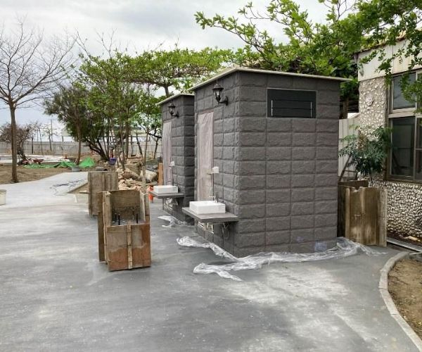 水泥預鑄型流動廁所有什麼特色？結構穩固、清潔便利又環保