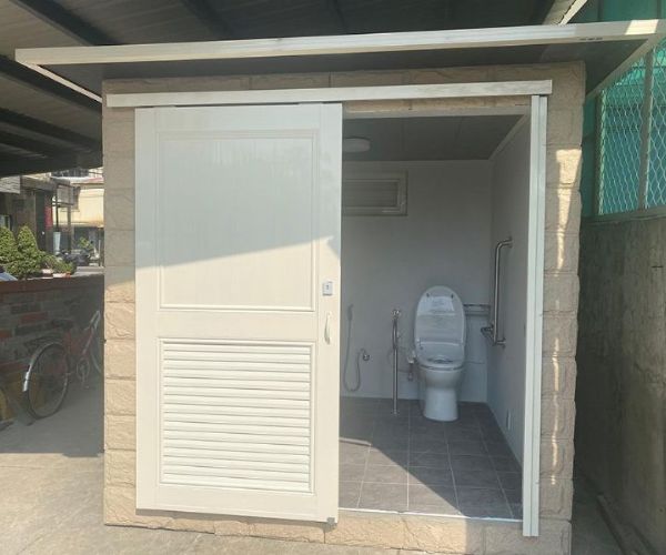 流動廁所怎麼選？水泥預鑄式與無障礙設計一篇看懂