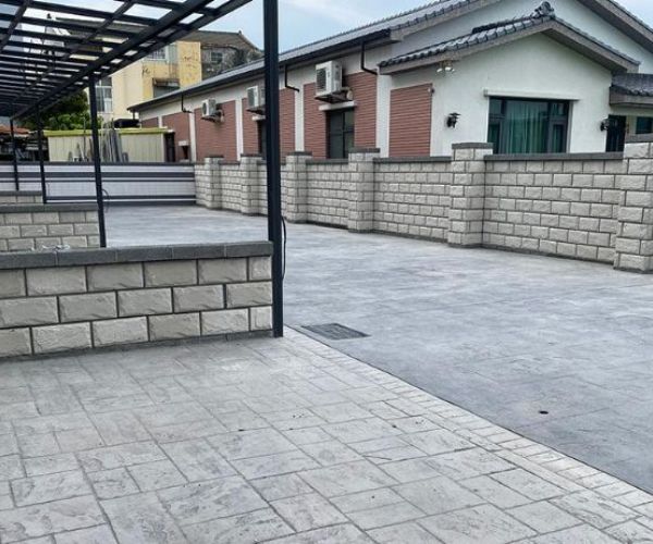 戶外設計必看！仿岩藝術圍牆的特色與美學價值